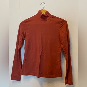 Frank & Oak Mock Neck long sleeved shirt. Size small